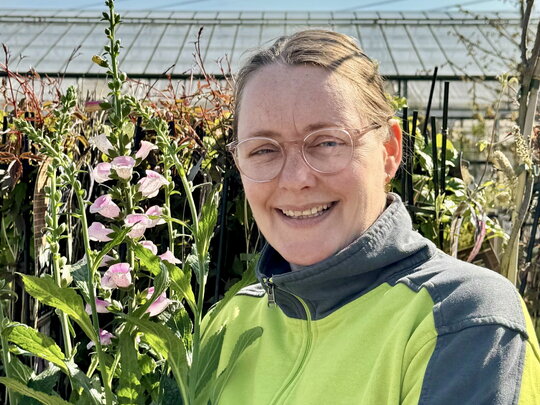 Linda is een echt ‘buitenmens’ met passie: en is daarom gelukkig in het tuincentrum