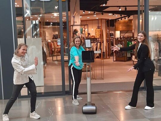 Studenten TMO Fashion Business School helpen fashionliefhebbers met robottechnologie